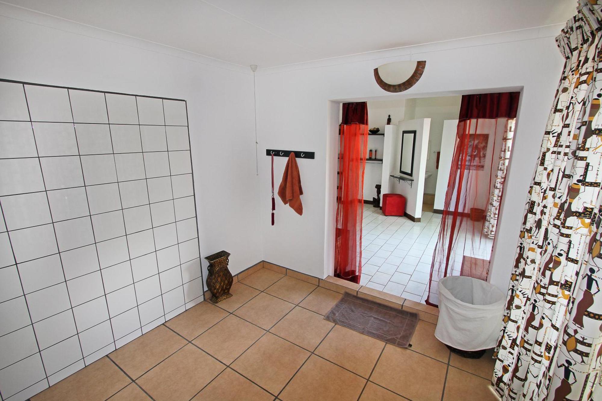 פאלאבורווה Normann Safari Bush Lodge מראה חיצוני תמונה