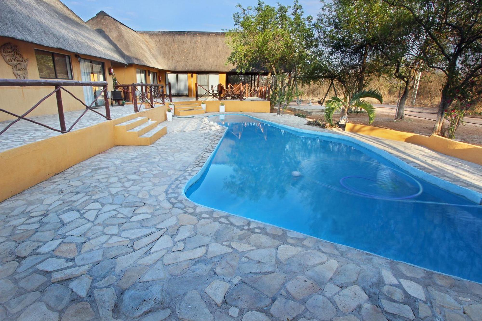 פאלאבורווה Normann Safari Bush Lodge מראה חיצוני תמונה