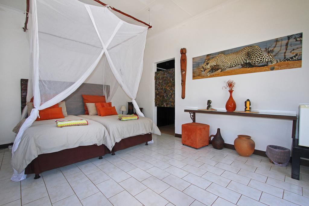 פאלאבורווה Normann Safari Bush Lodge חדר תמונה