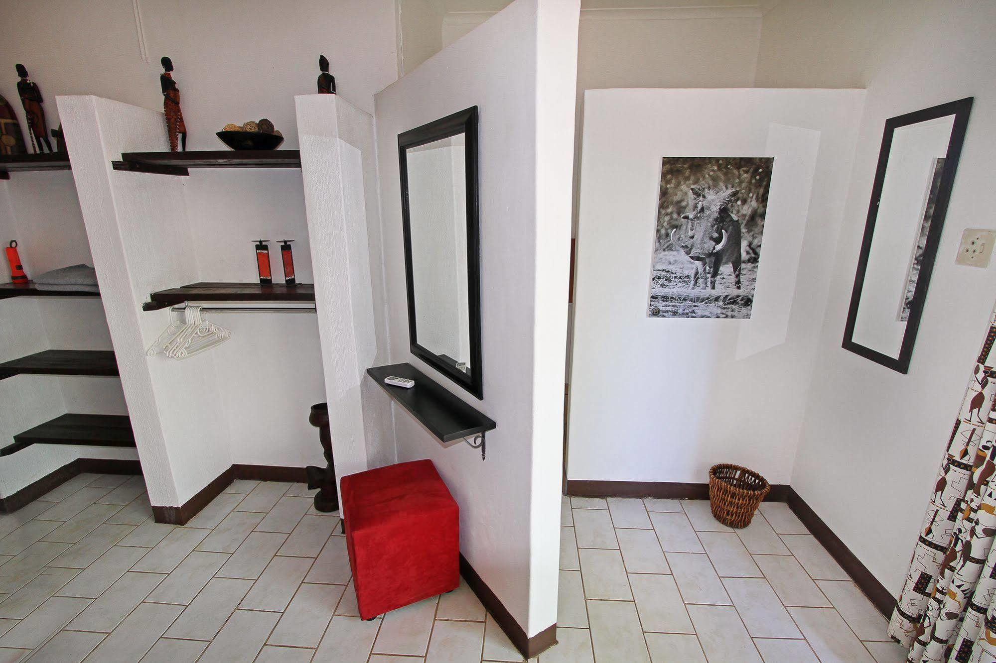 פאלאבורווה Normann Safari Bush Lodge מראה חיצוני תמונה