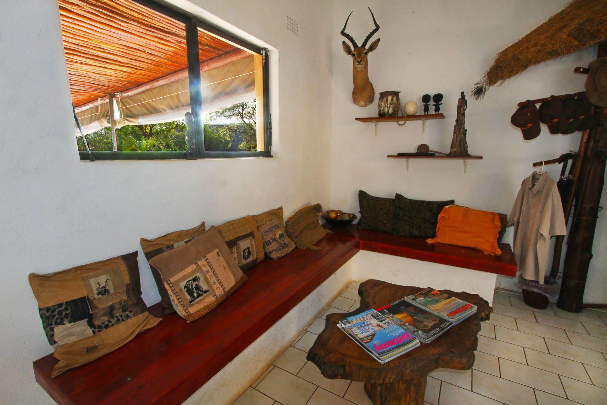 פאלאבורווה Normann Safari Bush Lodge מראה חיצוני תמונה