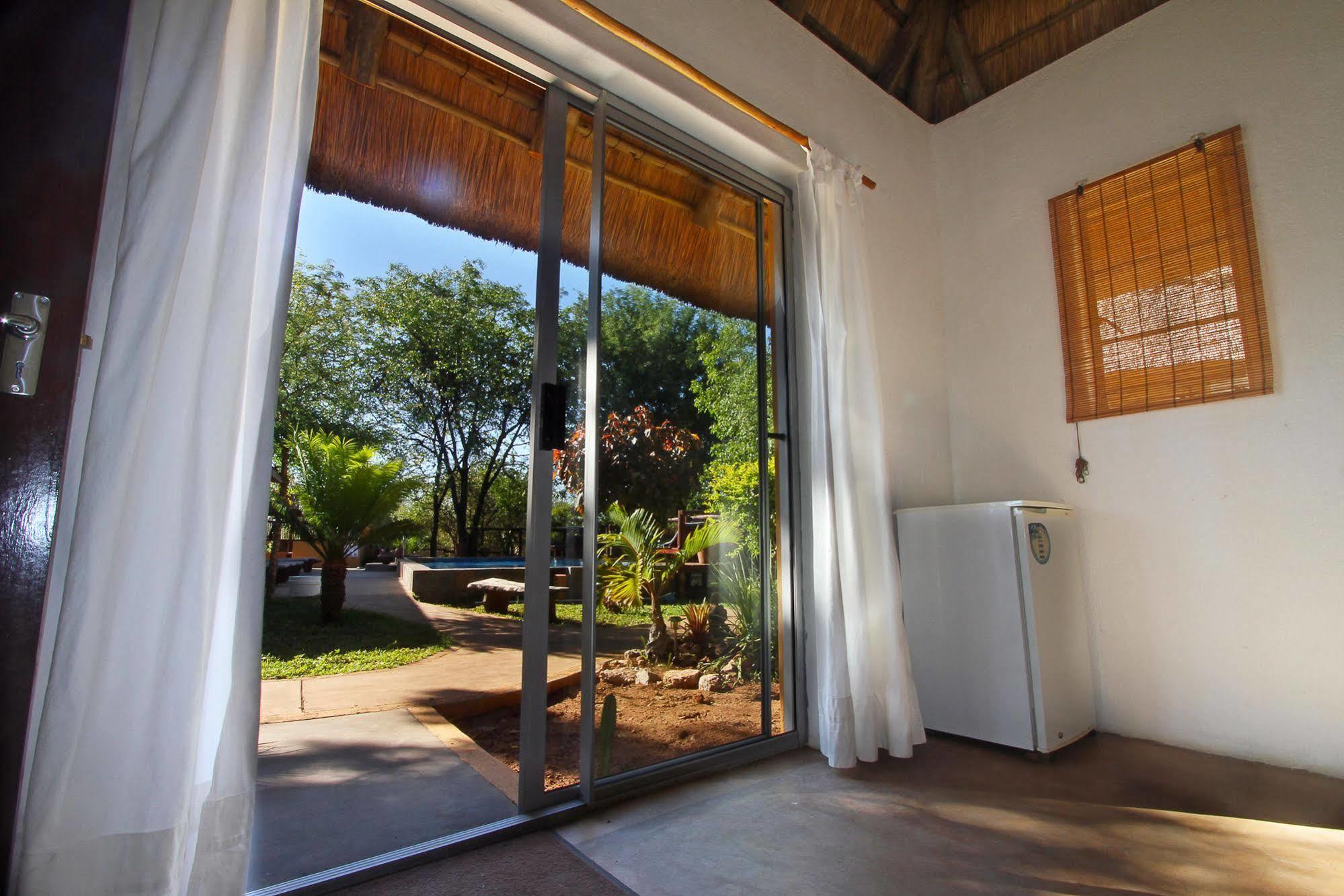 פאלאבורווה Normann Safari Bush Lodge מראה חיצוני תמונה