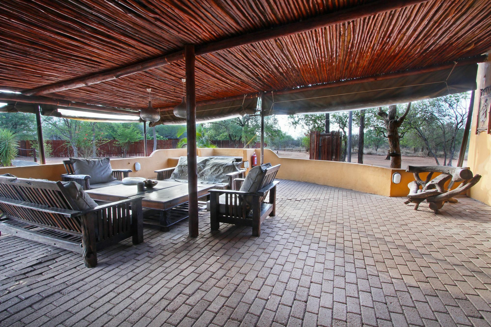 פאלאבורווה Normann Safari Bush Lodge מראה חיצוני תמונה