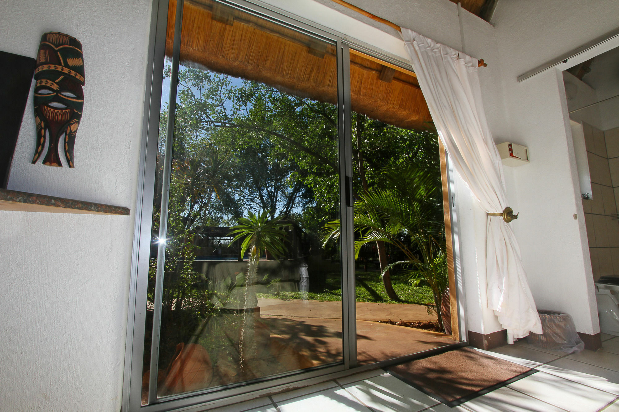 פאלאבורווה Normann Safari Bush Lodge מראה חיצוני תמונה